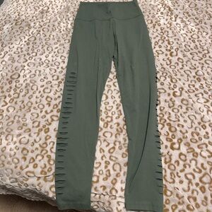 Aerie distressed leggings